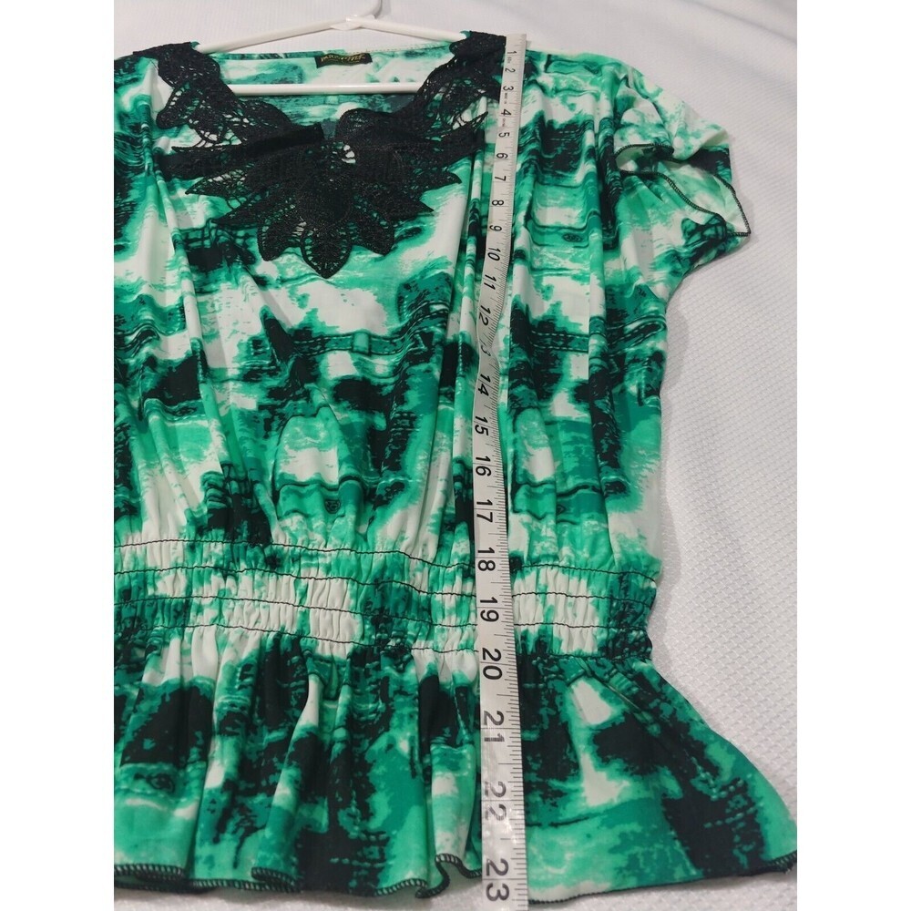 Paris Pink Top Size Large Color Green Elastic on Waist Stretch - Picture 4 of 9